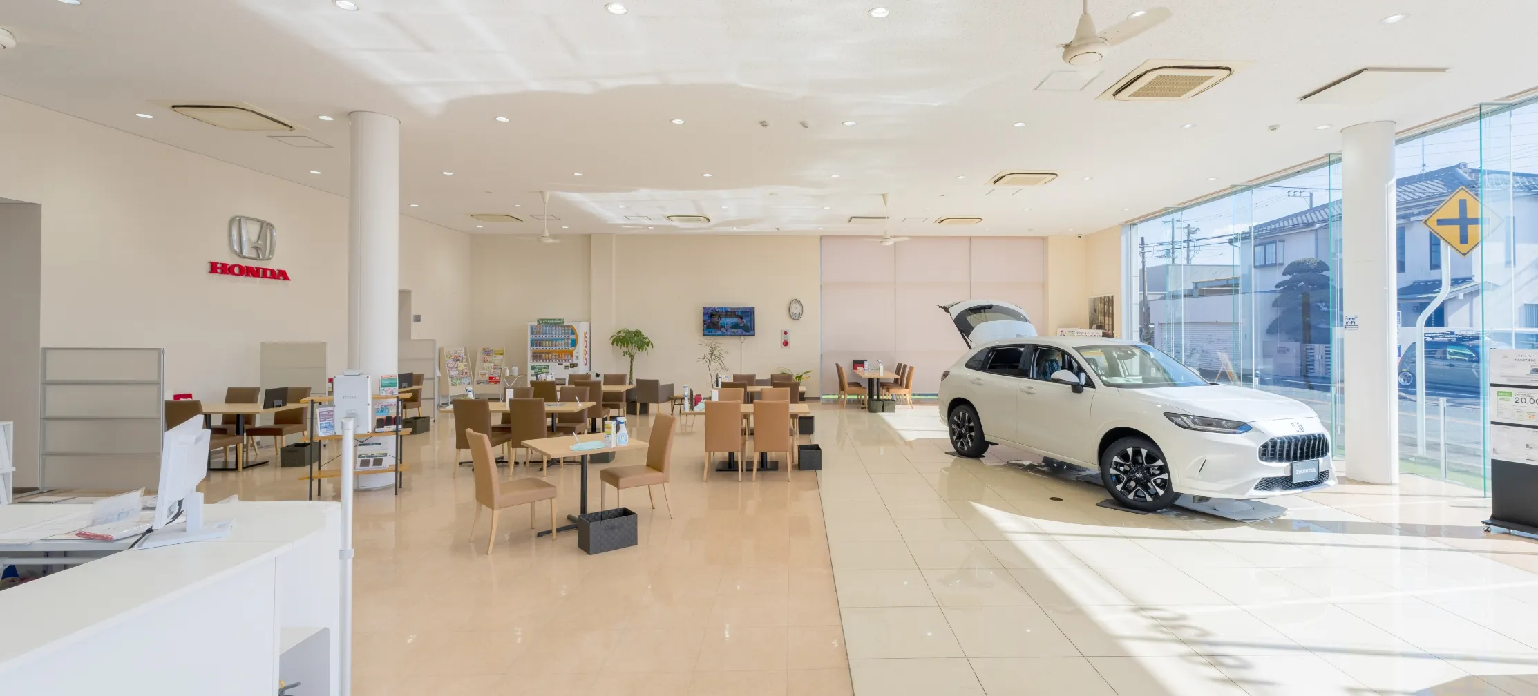 桜木店 | ホンダカーズ市川 | 千葉県のHonda正規ディーラー